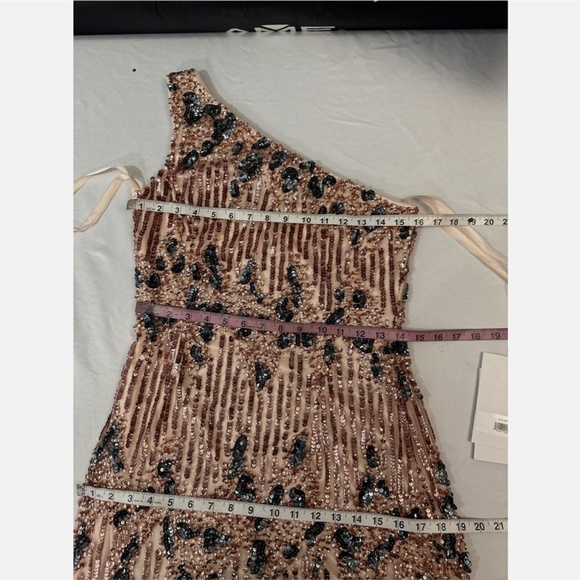 NWT $798 Mac Duggal [ 6 ] One Shoulder Embellished Gown in‎ Apricot Pink - Picture 3 of 13